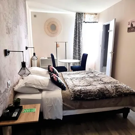 Szálloda Le 9 En Cuisine